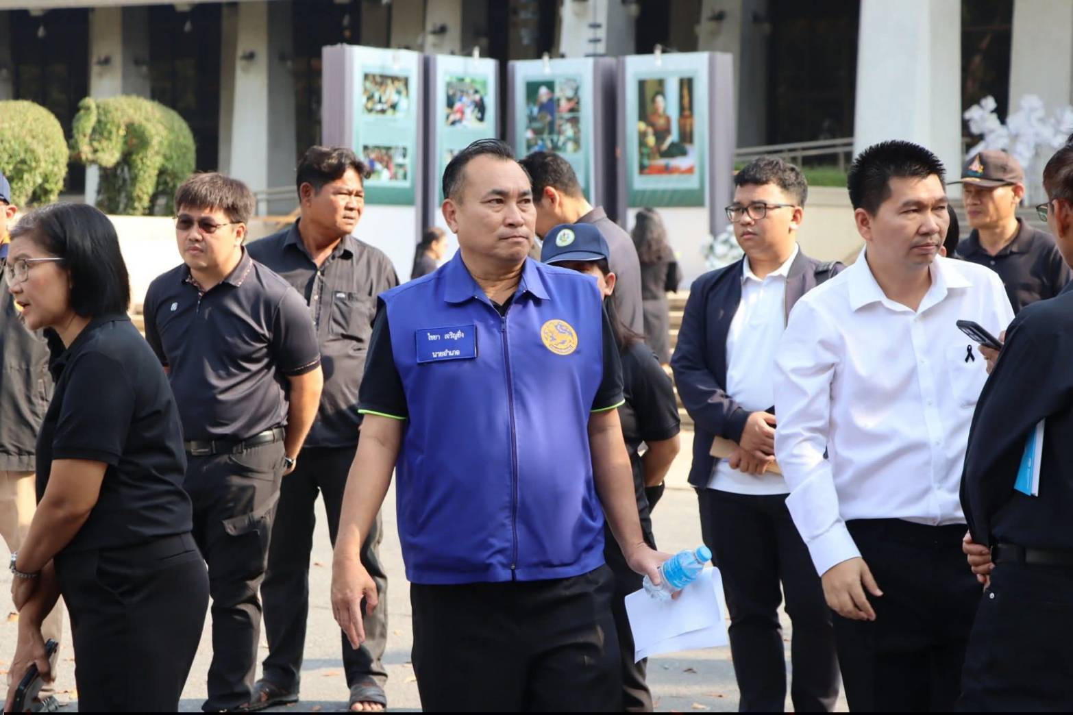 title - ผู้ว่าราชการจังหวัดพระนครศรีอยุธยา ลงตรวจพื้นที่เตรียมการพระราชพิธีถวายพระเพลิงพระบรมศพ สมเด็จพระนางเจ้าสิริกิติ์ พระบรมราชินีนาถ พระบรมราชชนนีพันปีหลวง ณ ศูนย์ส่งเสริมและพัฒนาอาชีพเสริมนอกภาคการเกษตร อำเภอบางไทร